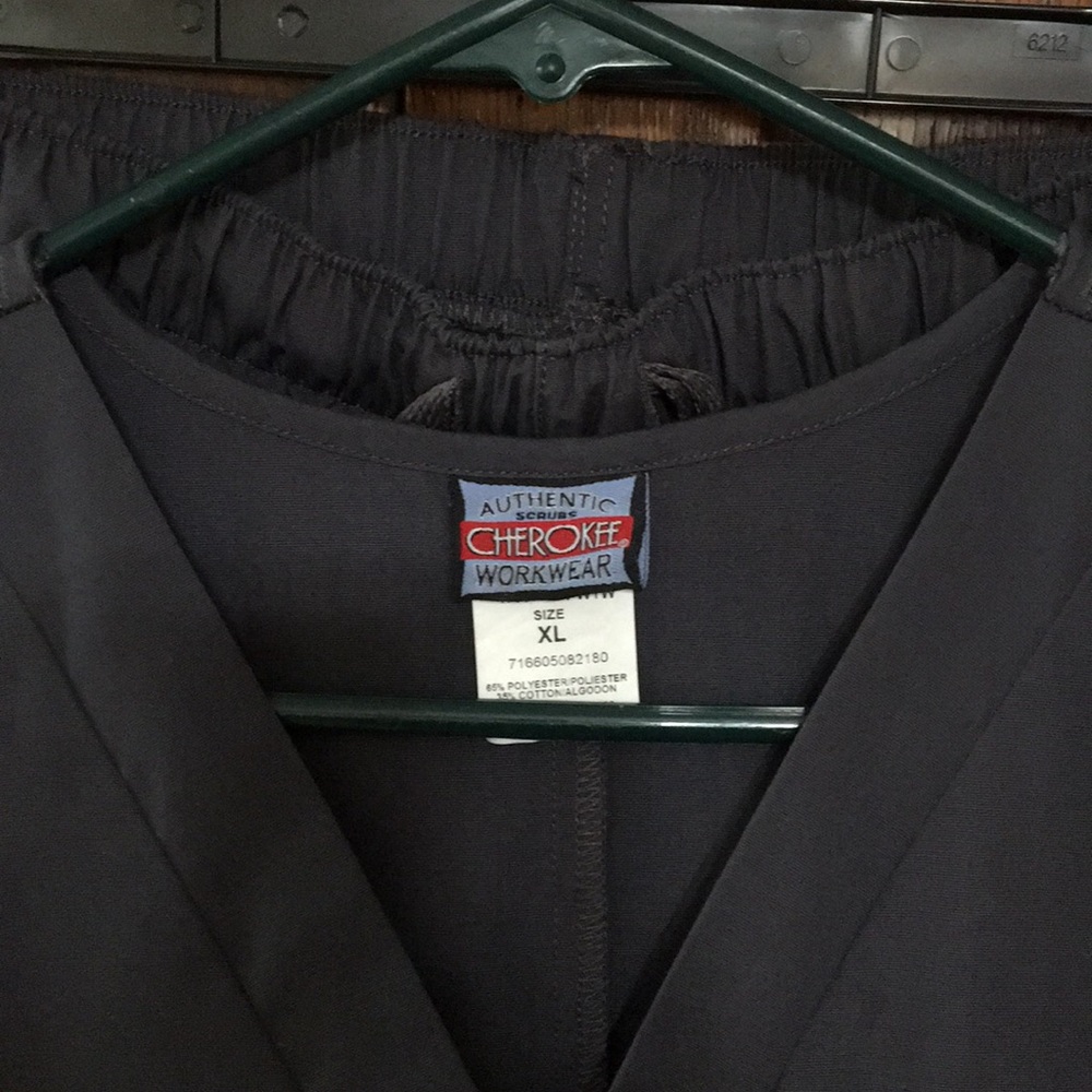 Men’s NWOT Scrubs